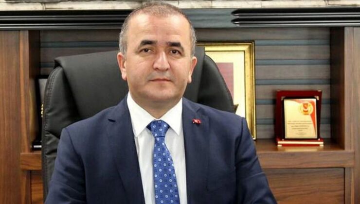 Vali Hatipoğlu: “Özgürlüğümüzün, egemenliğimizin ve cumhuriyetimizin teminatı sevgili gençler;”