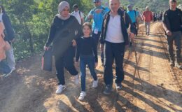 Karanlık Dere Kanyonu’nda Ters Lale İçin Doğa Yürüyüşü