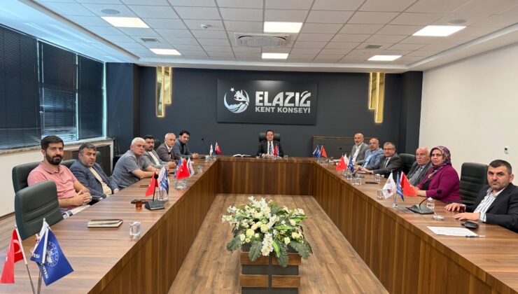 Elazığ Kent Konseyi aylık mutat toplantısını gerçekleştirdi.
