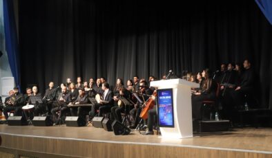 Firat Üniversitesi Akademisyenler Korosunun Konseri Büyük Beğeni Aldi