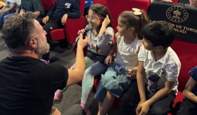 Gezen Sinema Tırı Baskil’de Çocuklarla Buluştu