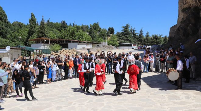Elazığ’da Bilim, Tarih ve Kültür Harput Kalesinde Buluştu