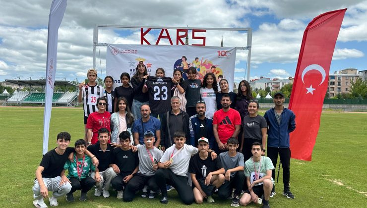 KARS’TAN ŞAMPİYONLUKLA DÖNDÜLER: ATLETİZM TAKIMLARIMIZ TÜRKİYE FİNALLERİNDE