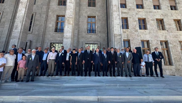 ELAZIĞ SAADET PARTİSİNDEN MECLİSE KALABALIK ÇIKARMA