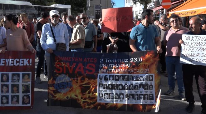 Sivas Katliamında hayatını kaybedenler anıldı.