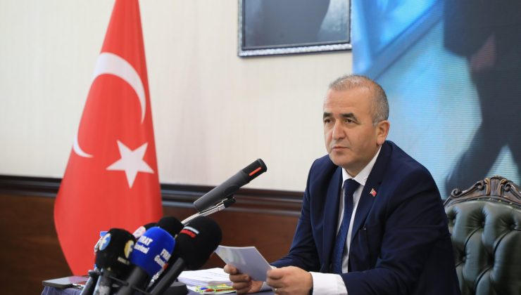 Vali Hatipoğlu, görev süresinin 1. yılında  yapılan çalışmaları değerlendirdi