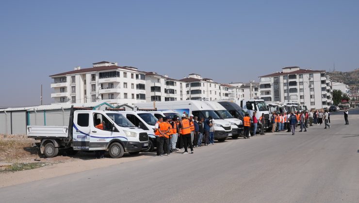 Doğukent Mahallesi’nde Elazığ Belediyesi Tarafından Temizlik Çalışması Yapıldı