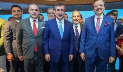 BAŞKAN ALAN, KKTC EKONOMİ KONFERANSI’NA KATILDI