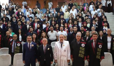FIRAT ÜNİVERSİTESİNDE DERECEYE GİREN ÖĞRENCİLER TÖRENLE ÖDÜLLERİNİ ALDI
