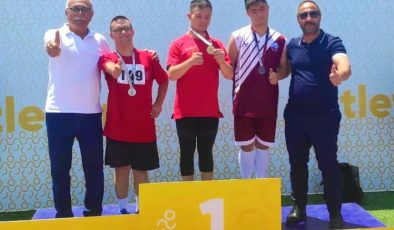 Elazığlı Özel Sporcu Ömer Aydemir’den Türkiye Üçüncülüğü
