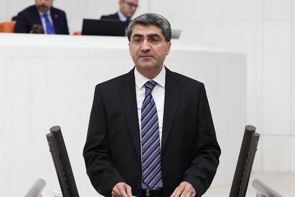 DEVA Partisi’nden “sahte akademik unvan” iddialarına ilişkin soru önergesi