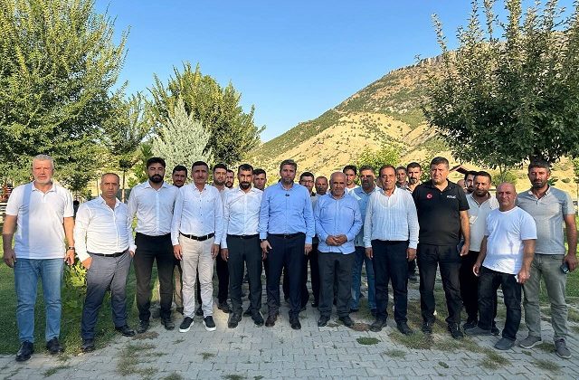 Milletvekili Nazırlı, Arıcak’ta Vatandaş ve Güvenlik Güçleriyle Buluştu