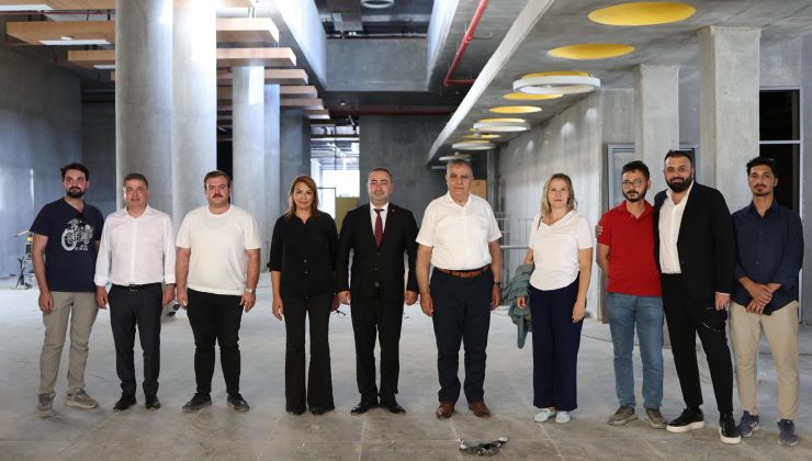 CHP Heyeti İBB ‘nin Elazığ’da yaptırdığı okulu ziyaret etti