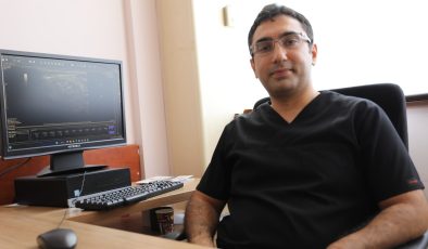 Doç. Dr. Mustafa Yildirim, Tiroit nodüllerinde uygulanan ameliyatsız tedavi hakkında bilgiler verdi.