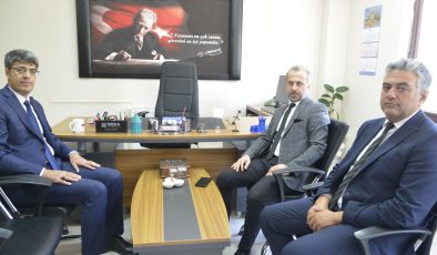 Milli Eğitim Müdürü Beraat Şahin İlçe Ziyaretlerini Sürdürüyor
