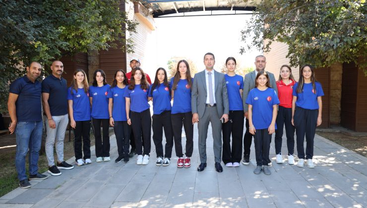 Elazığ’da Bir İlk: TRİATLON MİLLİ TAKIM KAMPINDA EV SAHİBİYİZ