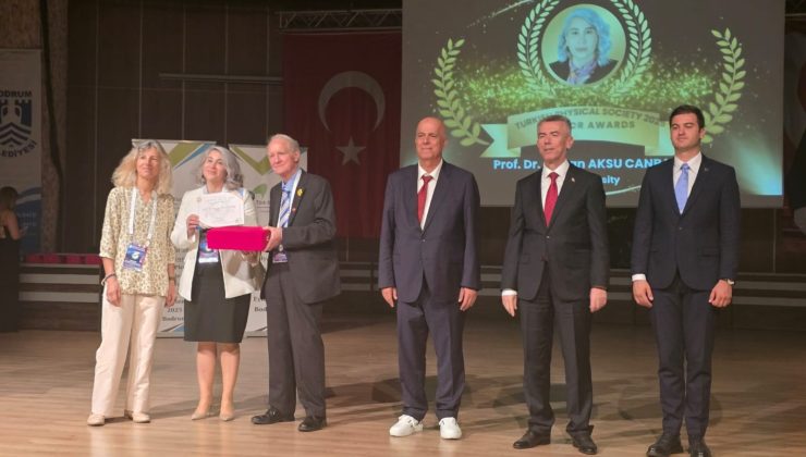 Prof. Dr. Canbay, ‘Onur Ödülü’ne Layık Görüldü
