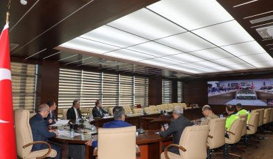 Vali Hatipoğlu ve Başkan Şerifoğulları, Cumhurbaşkanlığı Genelgesi Toplantısına Katıldı
