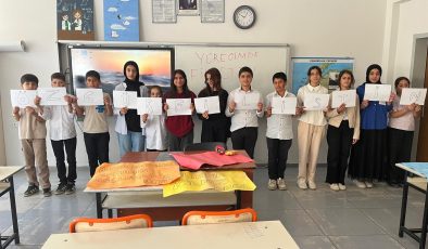 Arıcak’ta Okullardan Filistin’e Destek Mesajı
