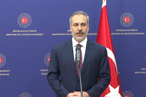 Fidan: Vatandaşlarımızı ve filo katılımcılarını taşıyan uçak İstanbul’a ulaştı