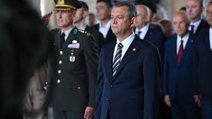 CHP Genel Başkanı Özel, Anıtkabir’de