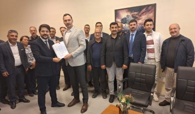 Türk Büro-Sen Elazığ Şube Başkanı Tarkan Ömer Bankur’a Mazbata Töreni