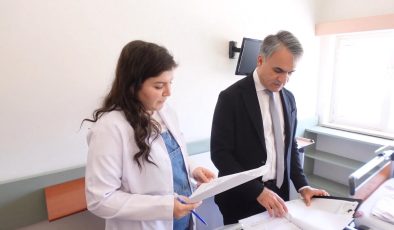 Prof. Dr. Nevzat Gözel: Bilinçli Antibiyotik Kullanımı Hayati Önem Taşıyor