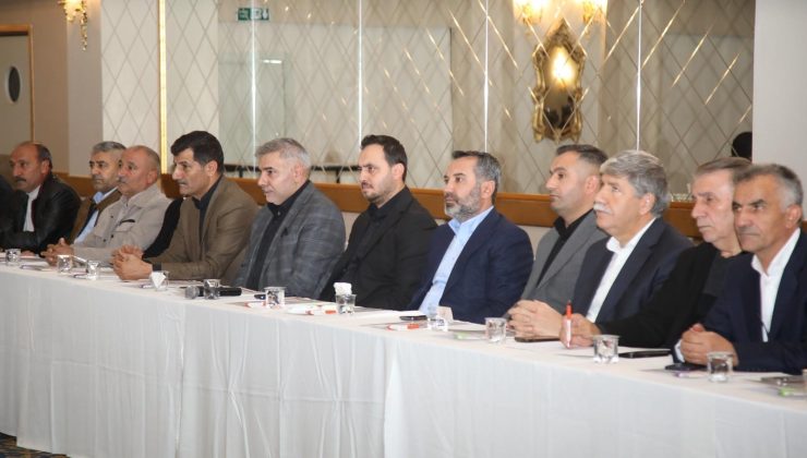 AK PARTİ İL BAŞKANI SENCER SELMANOĞLU VE BELEDİYE BAŞKANI ŞAHİN ŞERİFOĞULLARI ŞAVAKLILAR İLE BİR ARAYA GELDİ