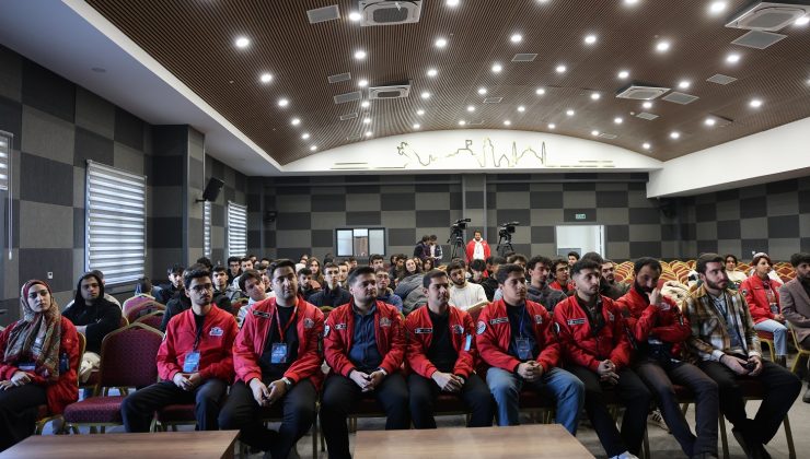 Elazığ’da Gençler “Proje Yazma” Eğitiminde Buluştu