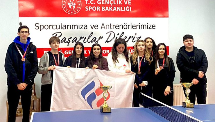 OKUL SPORLARI GENÇLER MASA TENİSİ MÜSABAKALARI TAMAMLANDI