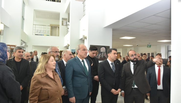 Munzur Üniversitesi’nde “Alevilik ve Bektaşilik” Temalı Öğrenci Sergisi Açıldı