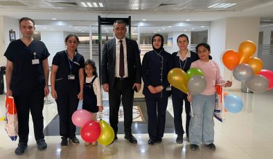 Fırat Üniversitesi Hastanesi’nden Karne Sevincine Anlamlı Destek