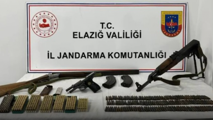Temur Köyü’nde bir şahsın evinde çok sayıda silah ve mühimmat ele geçirildi