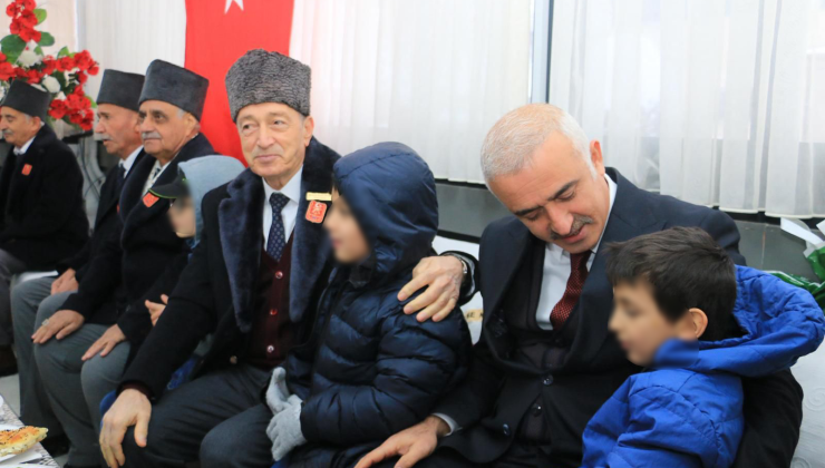 Kızılay ve Gazilerden Çocuklara Sıcak Ziyaret