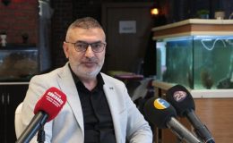 Elazığ Bakkallar ve Tekel Bayileri Odasında Seçim Tartışması sürüyor