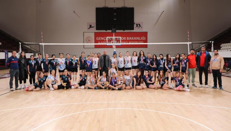 ELAZIĞ’DA KÜÇÜK KADINLAR VOLEYBOL İL BİRİNCİLİĞİ TAMAMLANDI