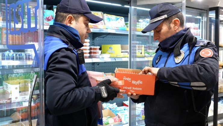 Elazığ Belediyesi Zabıta Müdürlüğü ekipleri, kent genelindeki zincir marketlerde kapsamlı denetimler gerçekleştirdi.