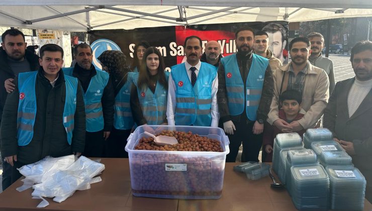 Ülkü Ocakları Elazığ İl Başkanlığı’ndan Lokma İkramı