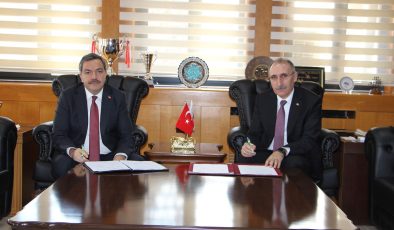 Fırat Üniversitesi İle Malatya Turgut Özal Üniversitesi Arasında İş Birliği Protokolü İmzalandı