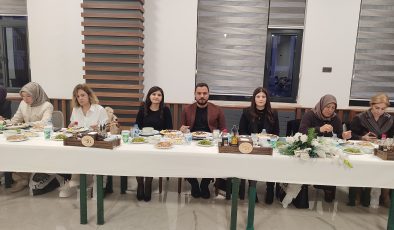 MHP KAÇEP İFTAR SOFRASINDA KADINLARLA BULUŞTU