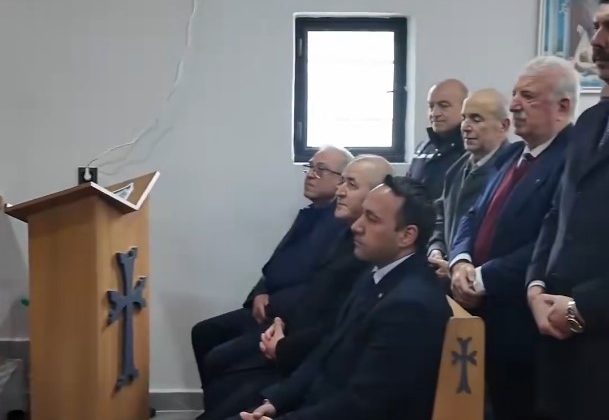 Vali Numan Hatipoğlu’ndan Ermeni Vatandaşlara Paskalya Ziyareti