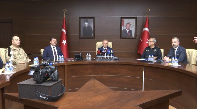 Vali Hatipoğlu, Okullarda Alıncak Güvenlik Tedbirleri konusunda açıklama yaptı