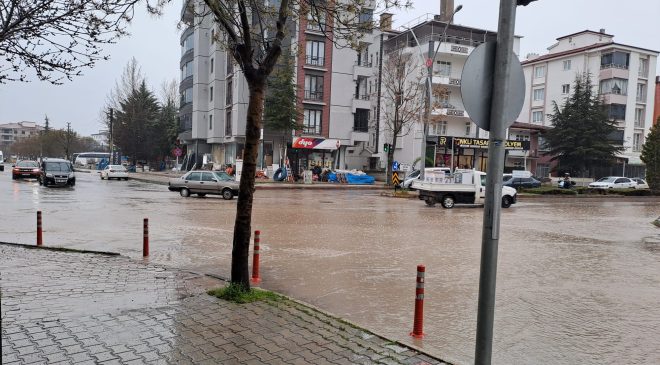 Yıllardır Aynı Sorun: Elazığ’da Yağmur Kabusa Dönüyor