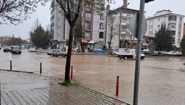 Yıllardır Aynı Sorun: Elazığ’da Yağmur Kabusa Dönüyor
