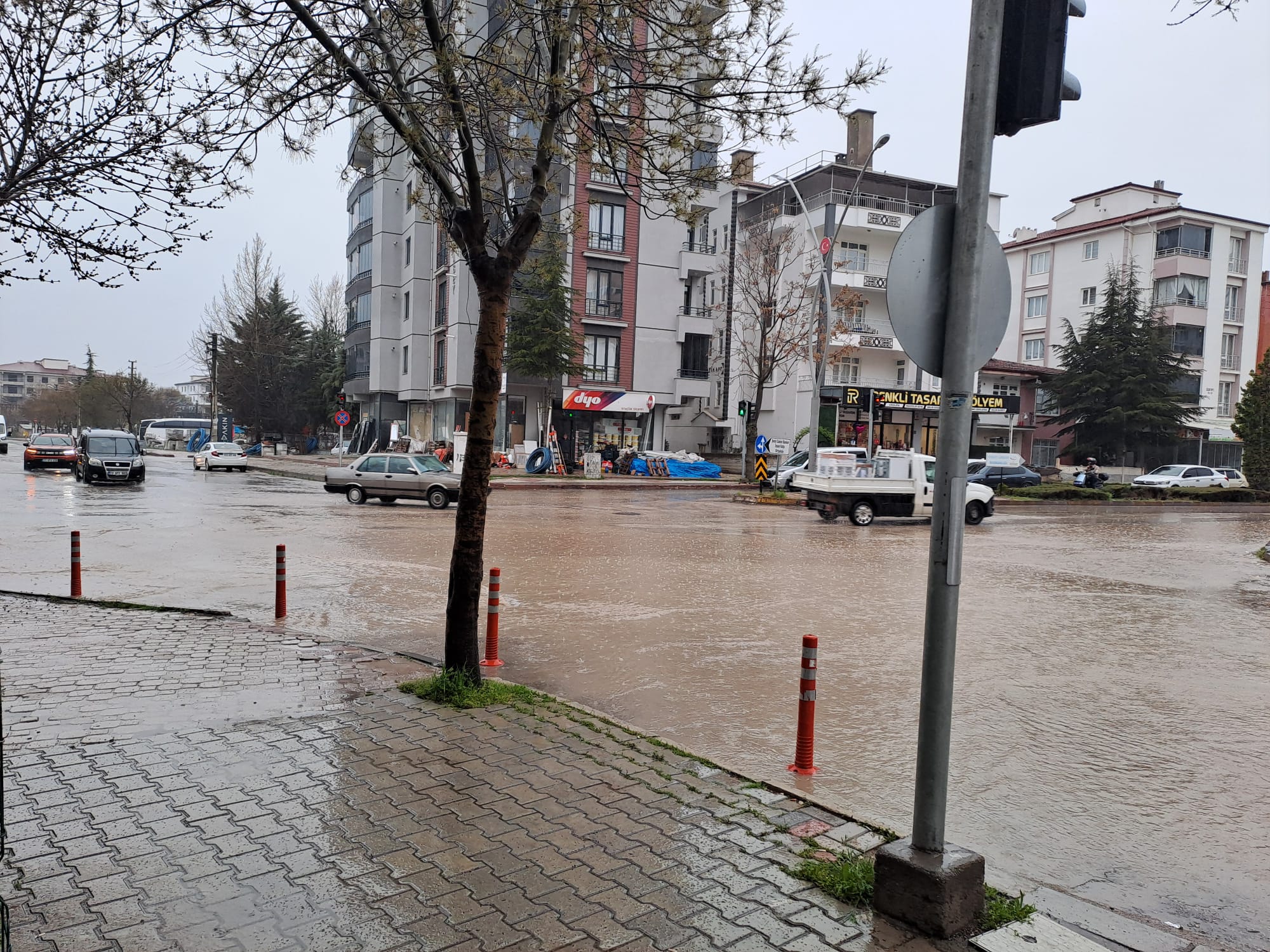 Yıllardır Aynı Sorun: Elazığ’da Yağmur Kabusa Dönüyor