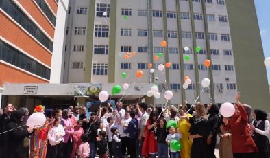 22-29 Nisan İmmün Yetmezlik Farkındalık Haftası Fırat Üniversitesi Hastanesinde etkinliklerle kutlandı.