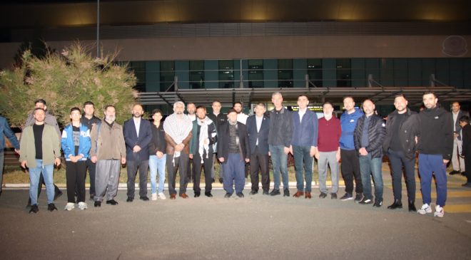 Elazığ’da Duygusal Karşılama: Dirensek de Vuruyorlar, Direnmesek de”: