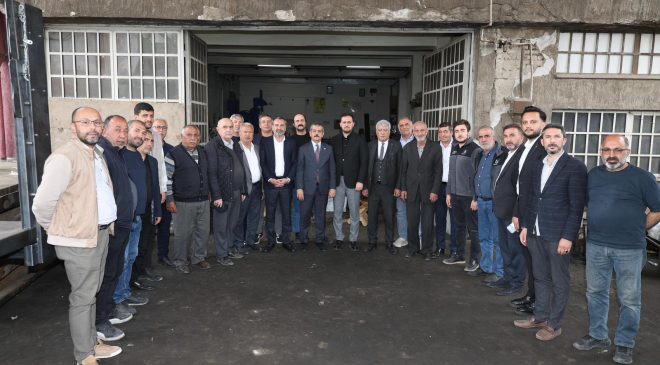 AK PARTİ 1 MAYIS’TA SANAYİ SİTESİ İŞÇİLERİ İLE BİR ARAYA GELDİ