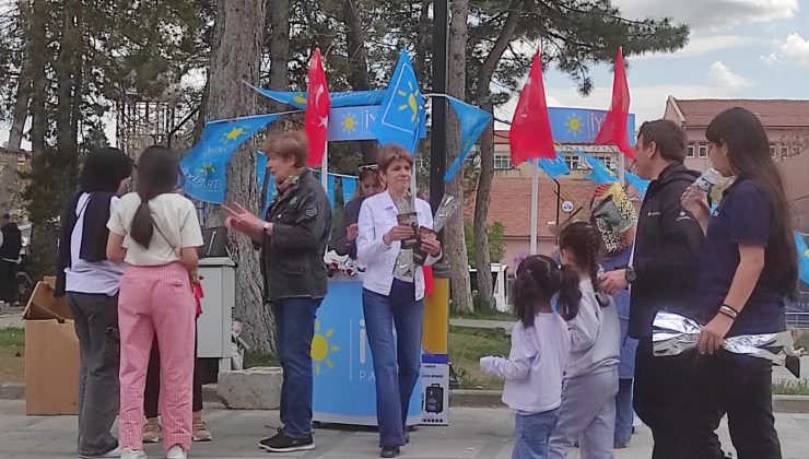 İYİ Parti Elazığ Teşkilatı’ndan Anneler Günü Etkinliği