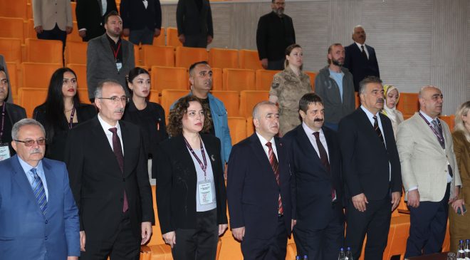 FIRAT ÜNİVERSİTESİNDE “KADIN VE AİLE”  SEMPOZYUMU BAŞLADI